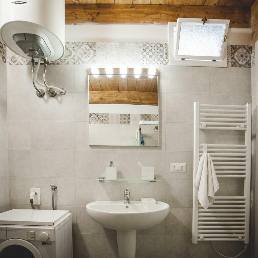La Casa Dei Nonni Appartement Irsina Buitenkant foto